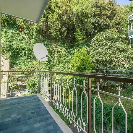 Family House شقة *